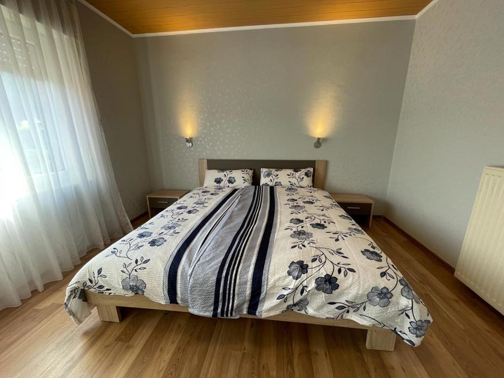 Ferienwohnung Lion Krummhörn Zewnętrze zdjęcie